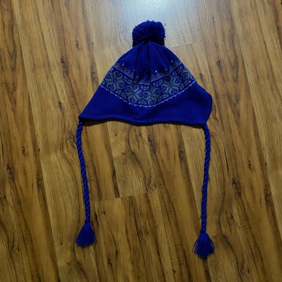 Women’s Captivating Headgear UK Wildcat Acrylic Toboggan Hat OS - Picture 2 of 15